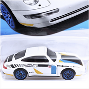 Hot Wheels Urban Outlaw '96 Porsche Carrera - HW: The 90s Series (1/10)
